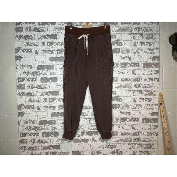 Aerie | women brown cargo jogger pants - Picture 9 of 9